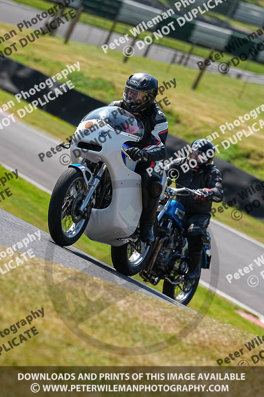 cadwell park;cadwell park photographs;cadwell trackday photographs;enduro digital images;event digital images;eventdigitalimages;peter wileman photography;racing digital images;trackday digital images;trackday photos